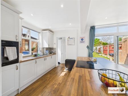Kitchen / Diner