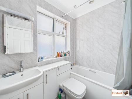 Upstairs Bathroom