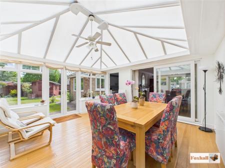 Conservatory/Dining Room