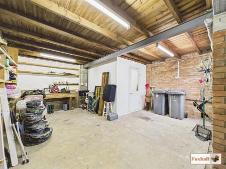 Garage/ Workshop & Utility Area