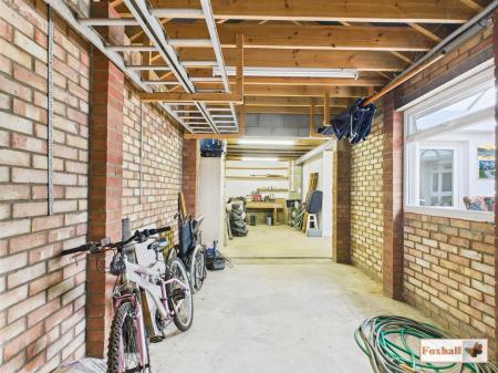 Garage/ Workshop & Utility Area