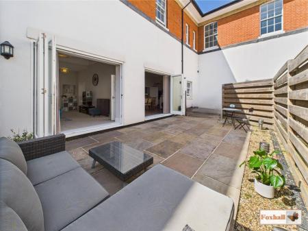 Courtyard Garden