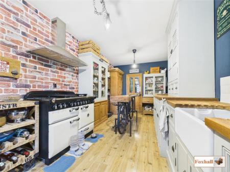 Kitchen/Breakfast Room