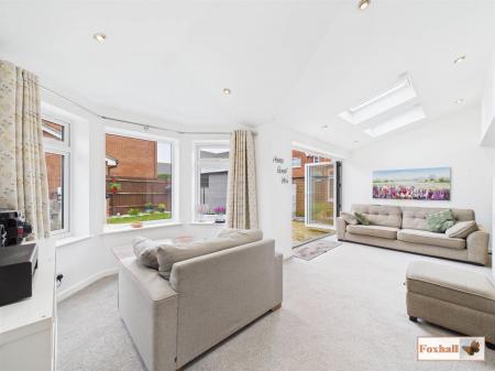 Lounge/Living Area Extension