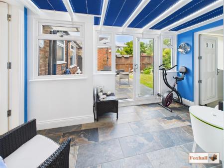 Rear Sitting Area
