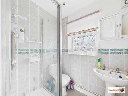 Downstairs Shower Room/Cloakroom