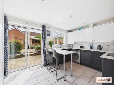 Kitchen/Breakfast Room