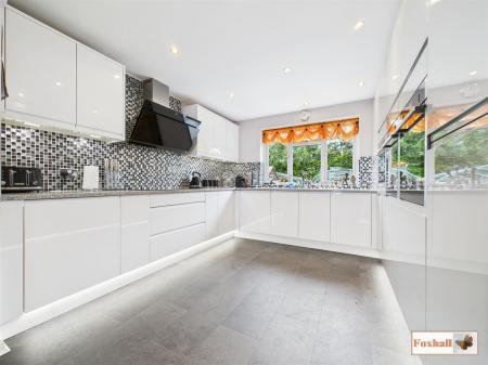 Kitchen / Diner