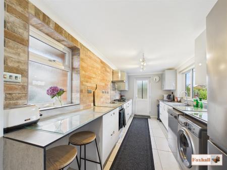 Kitchen / Diner