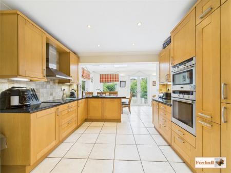 Kitchen / Dining / Sitting Area