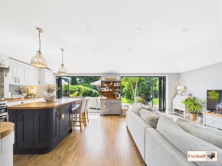 Kitchen / Dining / Sitting Area