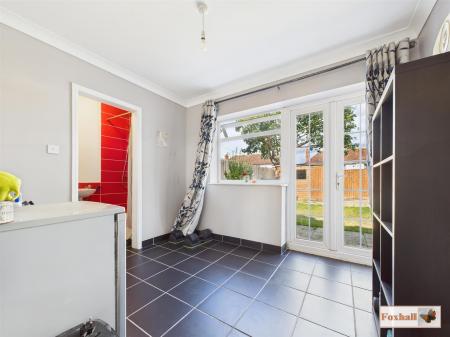 Dining Room/Sun Room