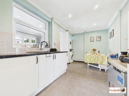 Kitchen/Breakfast Room