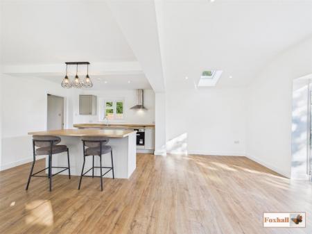 Kitchen / Diner / Breakfast / Lounge Area