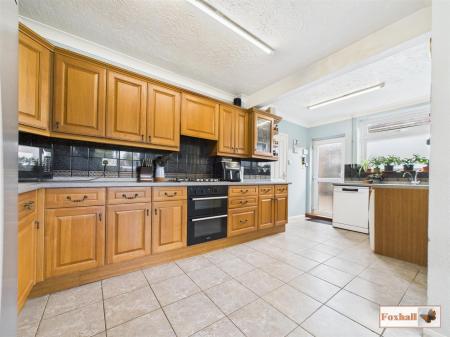 Kitchen / Diner