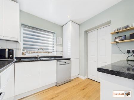 Open Plan Kitchen/ Dining / Living space