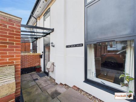 Front Area & Parking