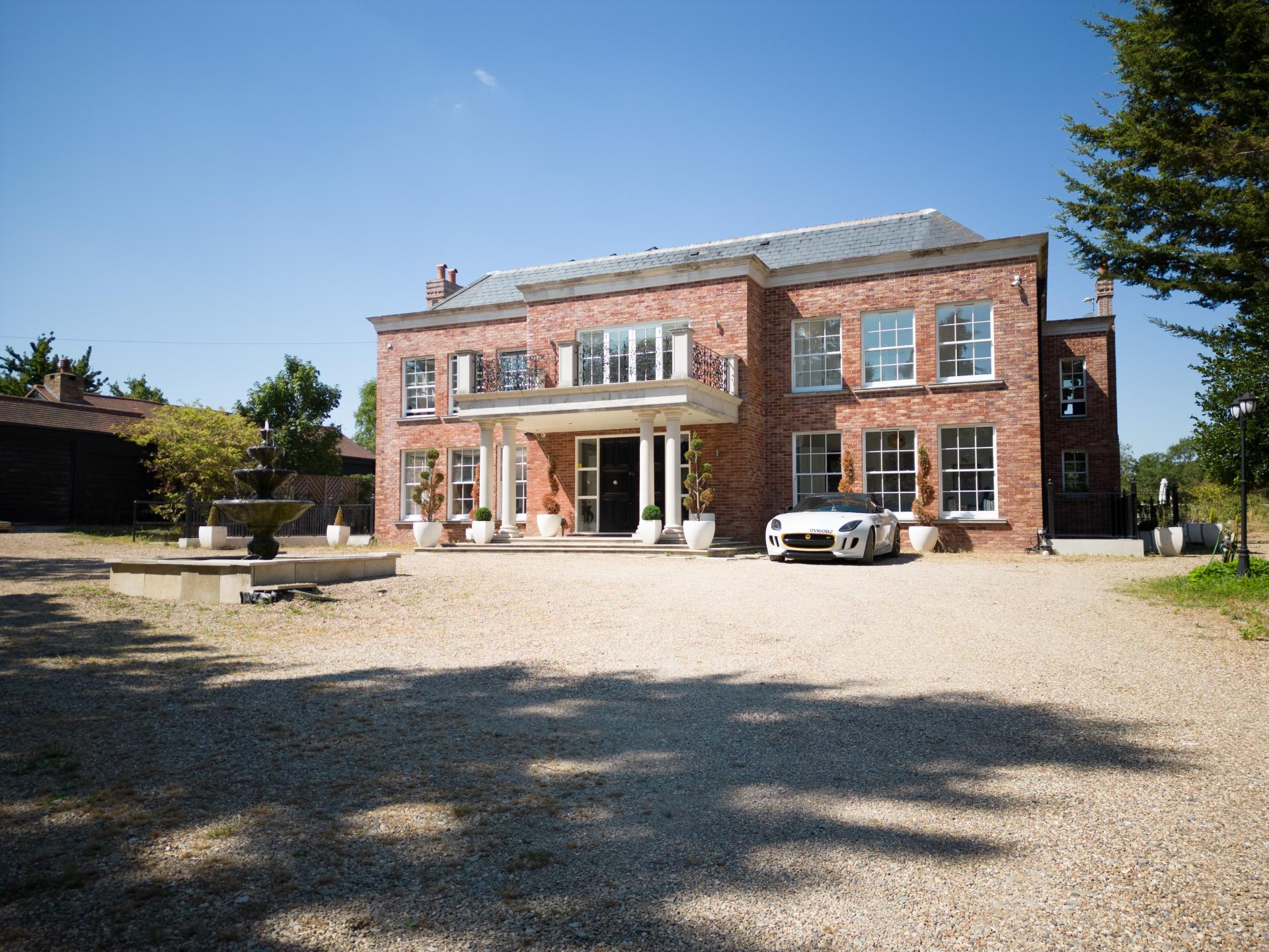 6 bedroom House - With Land for sale in Epping Forest