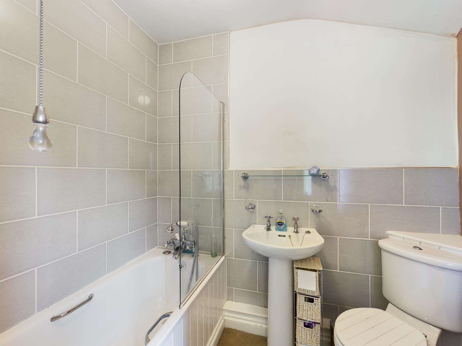 1 bedroom House for sale in Crickhowell