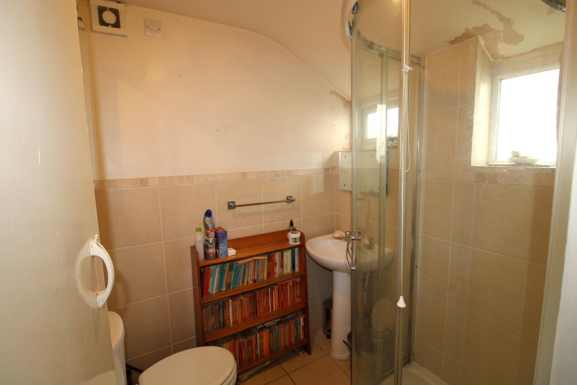 2 bedroom House for sale in Abergavenny