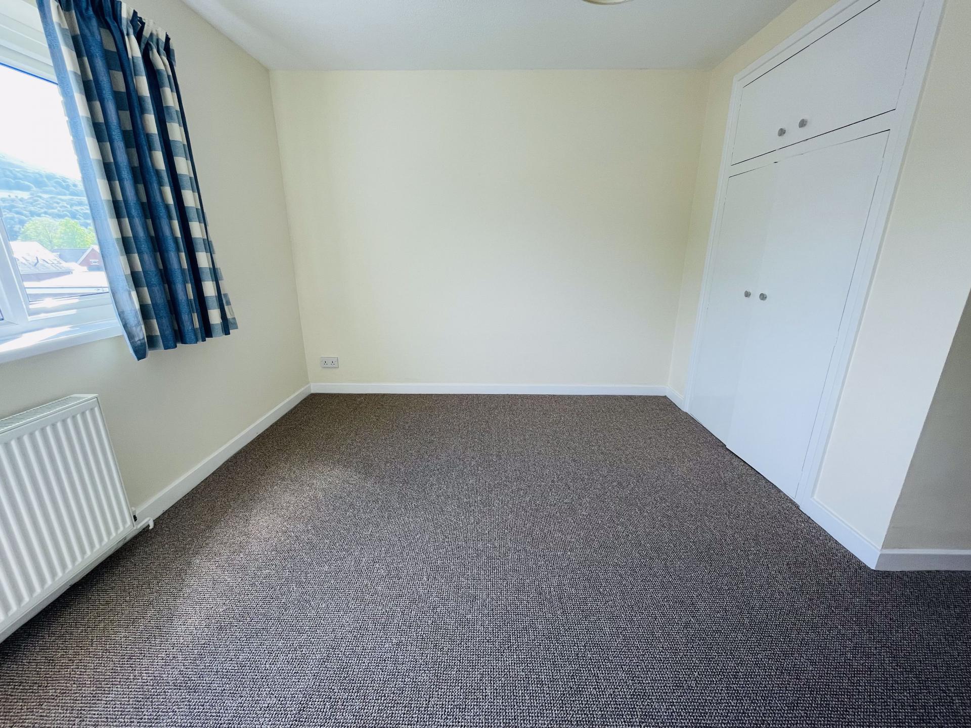 2 bedroom Flat for rent in Abergavenny