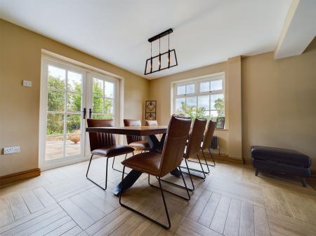 Open plan dining room