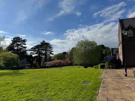 Communal gardens