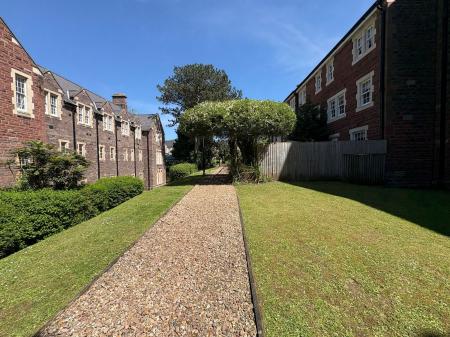 Communal gardens