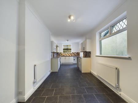 Kitchen / Breakfast Room