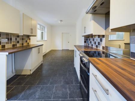 Kitchen / Breakfast Room