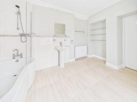 Second floor floor family bathroom