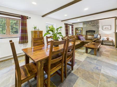 Lounge/Diner