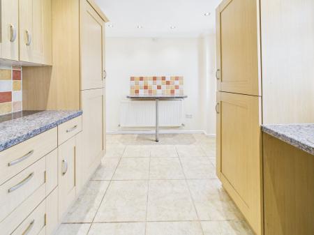 Kitchen / Breakfast Room