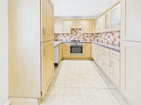 Kitchen / Breakfast Room