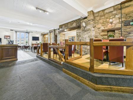 Bar and restaurant