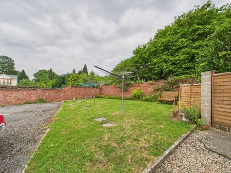 Washing line area