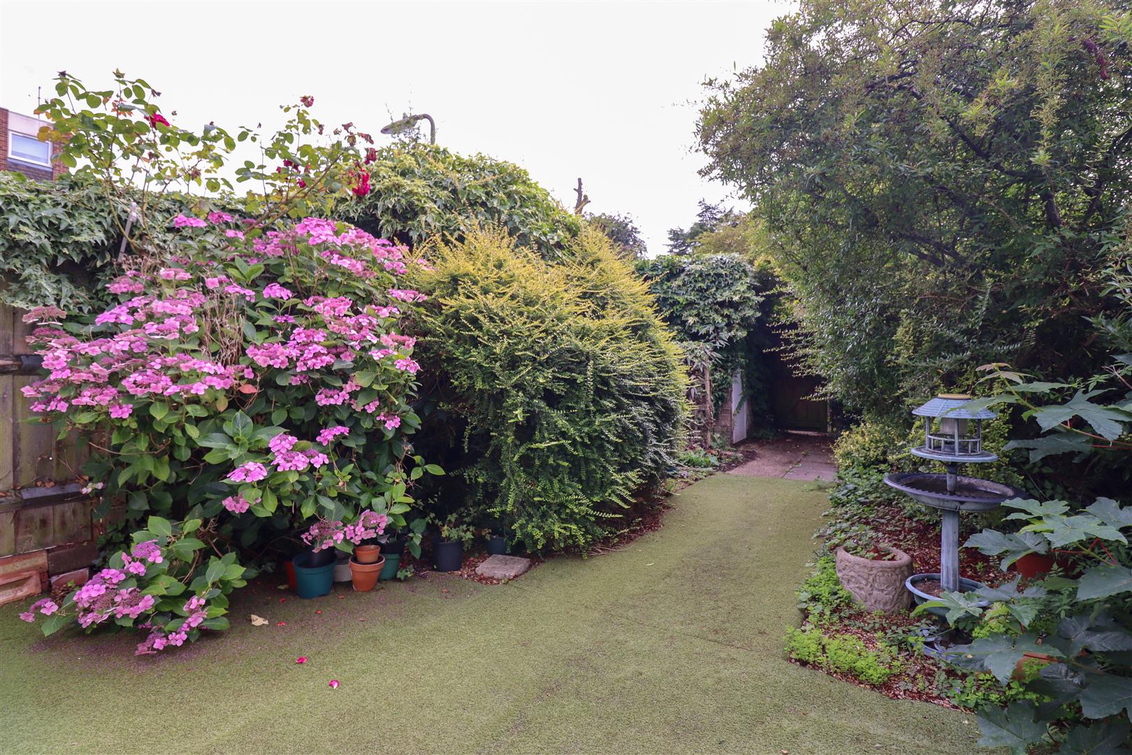 3 bedroom End of Terrace House for sale in Fleet