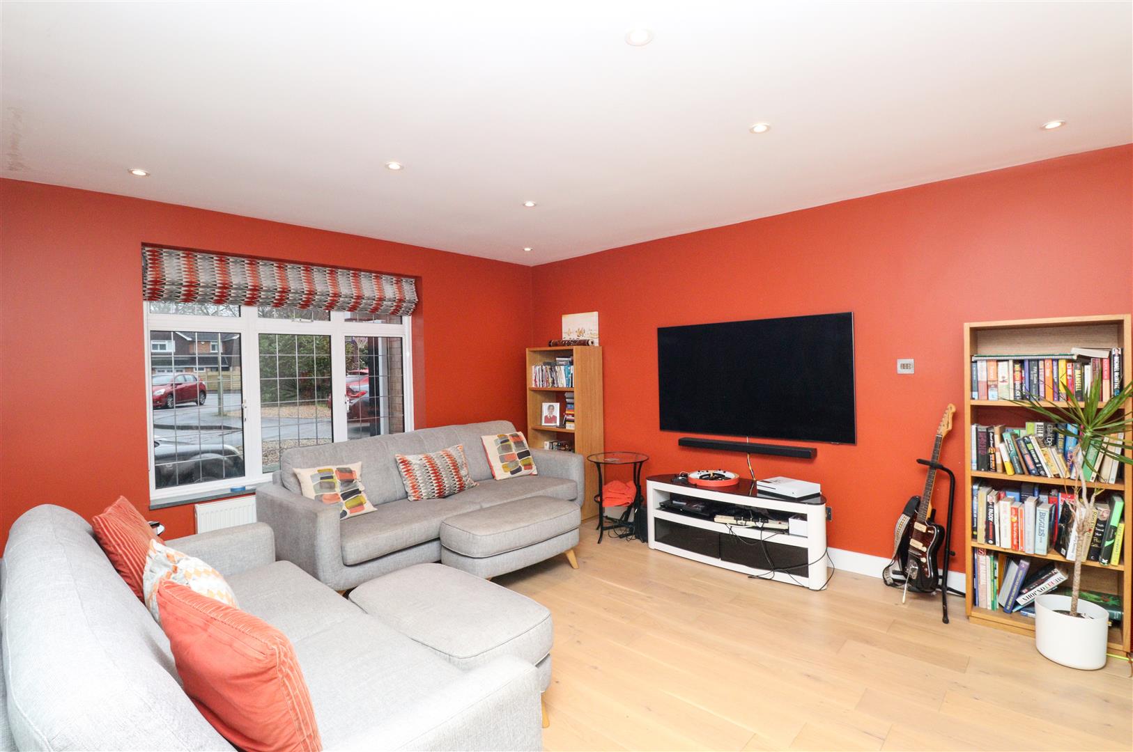 4 bedroom Detached House for sale in Fleet