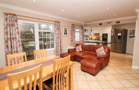 Family/Dining Room