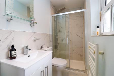 En Suite Shower Room