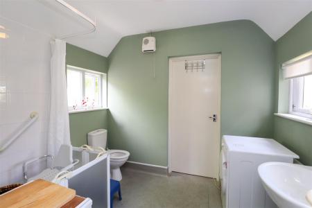 Wet Room/Utility Room