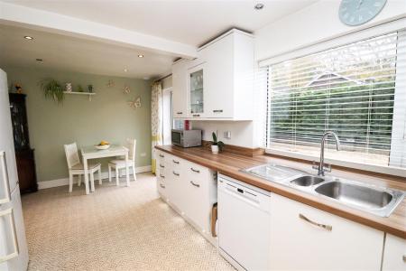 Kitchen/Breakfast Room