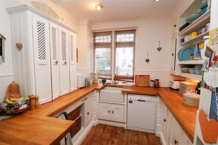 Kitchen/Breakfast Room