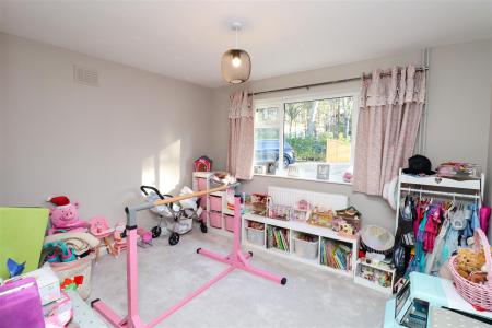 Play Room/Bedroom 4