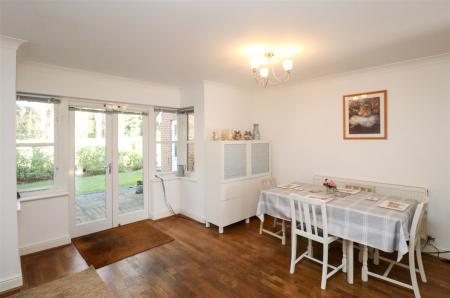 Living/Dining Room
