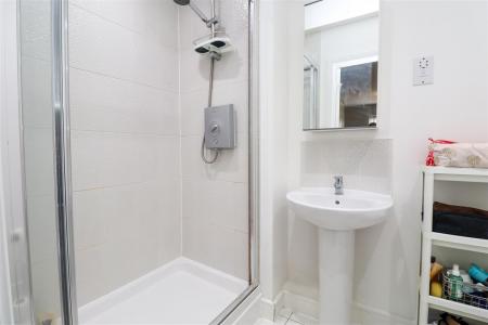 En Suite Shower Room