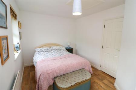 Bedroom 2 (Second Floor)