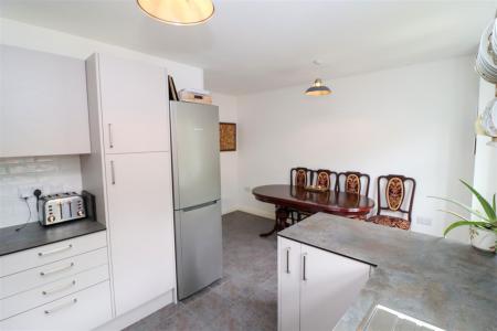 Kitchen/Breakfast Room ( First Floor)