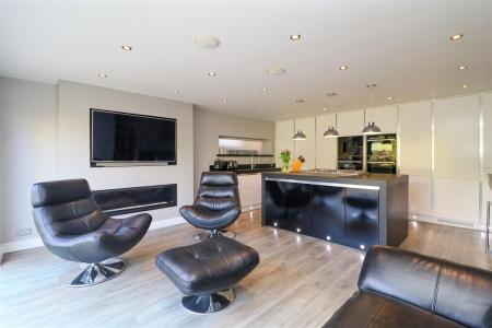 Kitchen/Family Room