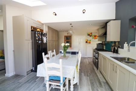 Kitchen/Breakfast/Dining Room